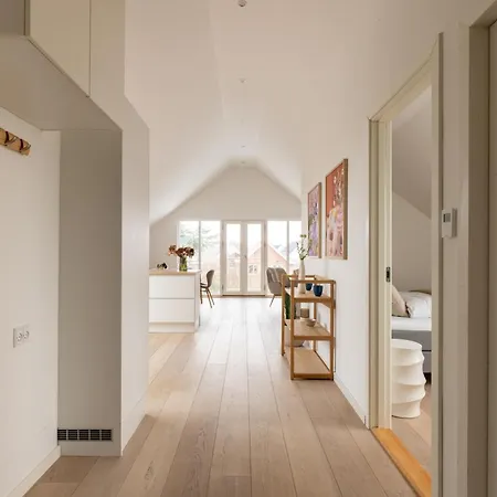 Sunlit Loft In Valby With Parking For 8