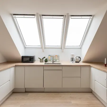 Sunlit Loft In Valby With Parking For 8 Kopenhagen