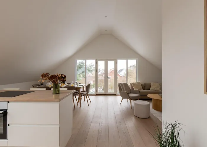 Sunlit Loft In Valby With Parking For 8 *