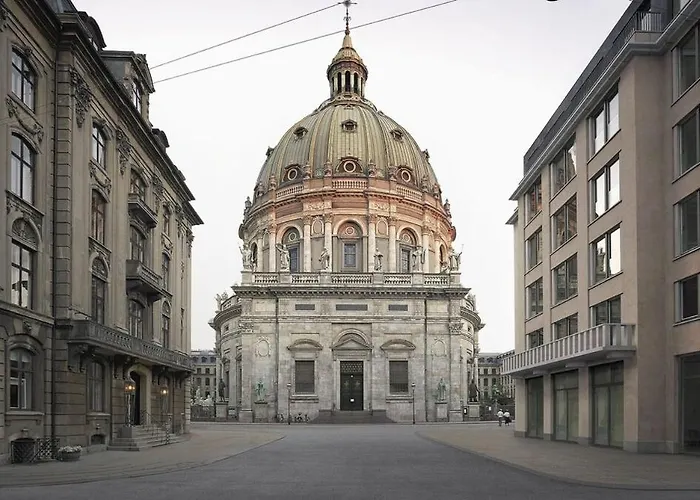 Sunlit Loft In Valby With Parking For 8